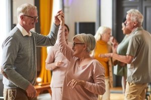Tanzen für Senioren: gut für die Psyche und den Körper