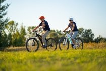 E-Bike-Touren im Alter – aber sicher bitte!