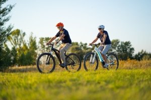 E-Bike für Senioren: Modelle, Preise, Kurse