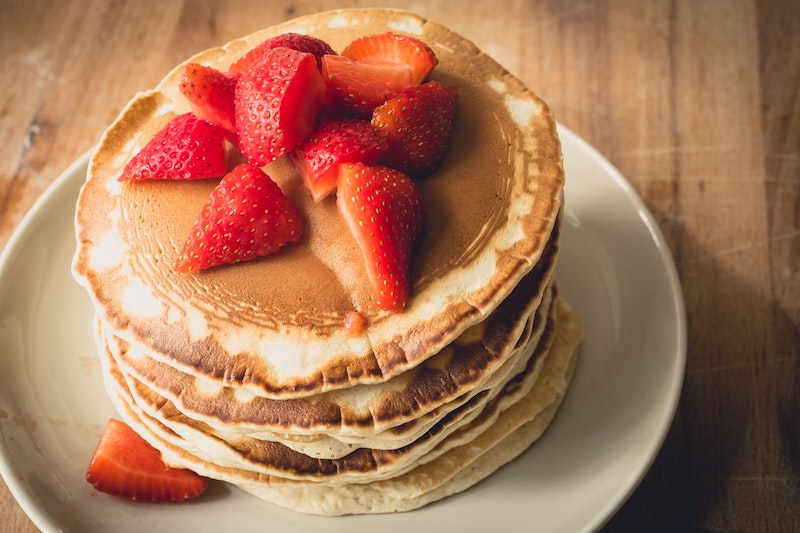Erdbeeren-Pancakes - ein gesundes Frühstück muss nicht langweilig sein. 