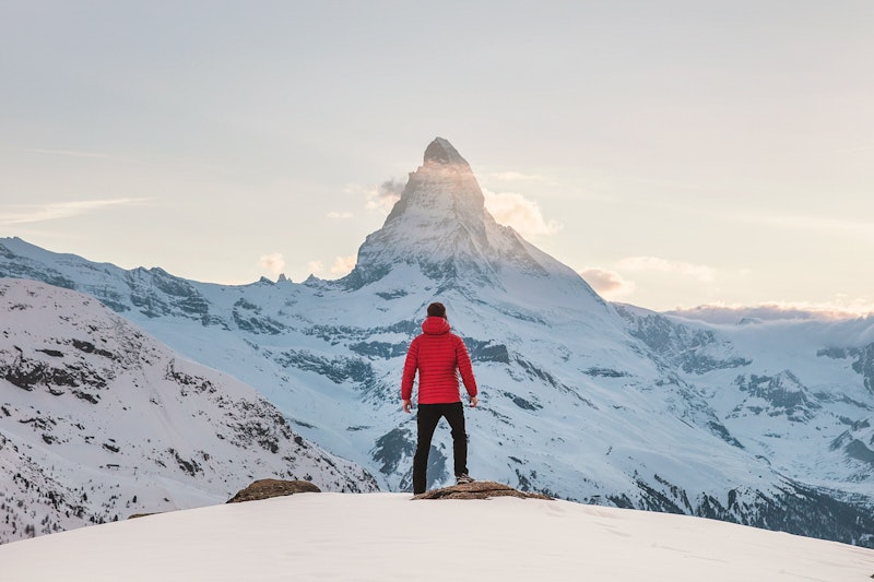 Das Matterhorn ist eine der grössten Berge der Alpen. 